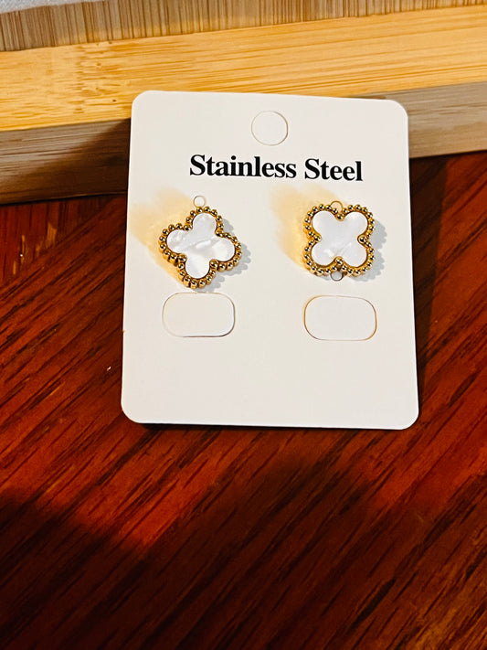 White clover earrings