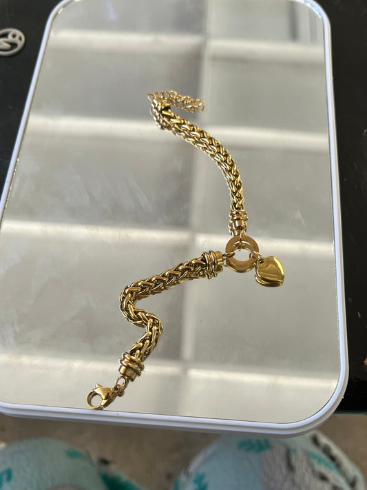 Heart bracelet